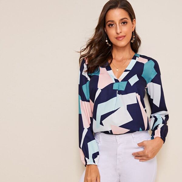

Geometric Print Bishop Sleeve Top