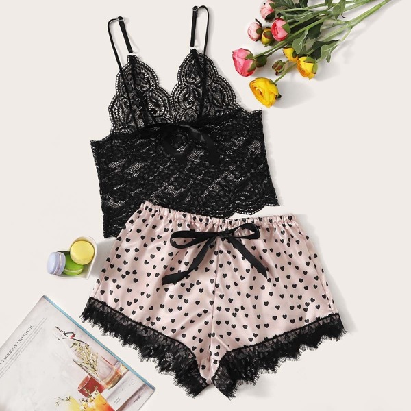 

Floral Lace Bralette With Heart Print Shorts