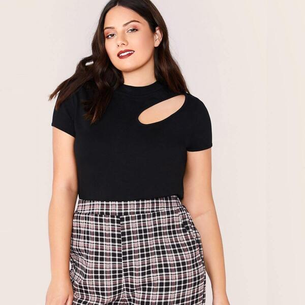 

Plus Solid Cut Out Top, Black