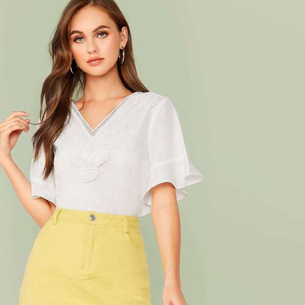 

V-neck Lace Detail Ruffle Cuff Top