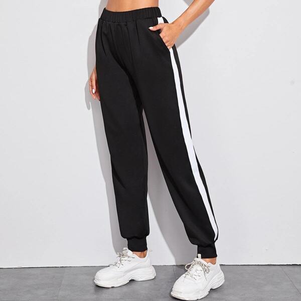 

Contrast Panel Pocket Side Sweatpants, Black