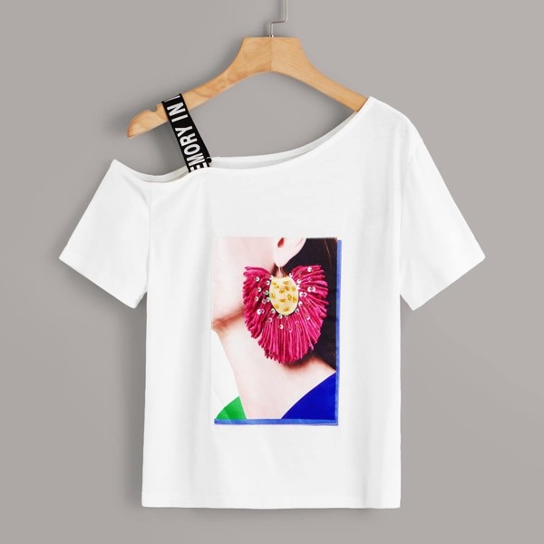 

Figure Print Asymmetrical Neck Tee
