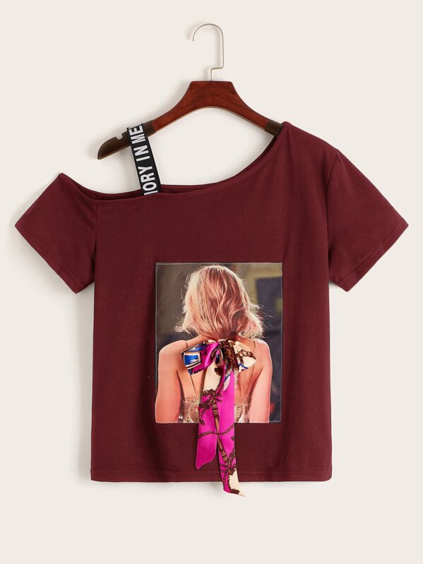 

Figure Graphic Bow Front Asymmetrical Neck Tee, Burgundy