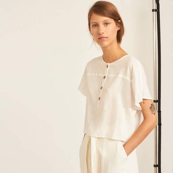 

Solid Buttoned Half Placket Top