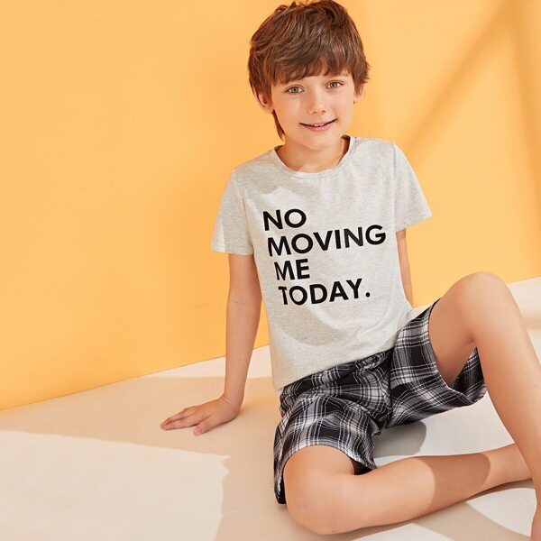 

Boys Slogan Print Tee & Plaid Shorts PJ Set, Multicolor