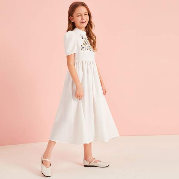 

Girls Mock-Neck Embroidery Front Puff Sleeve Dress, White