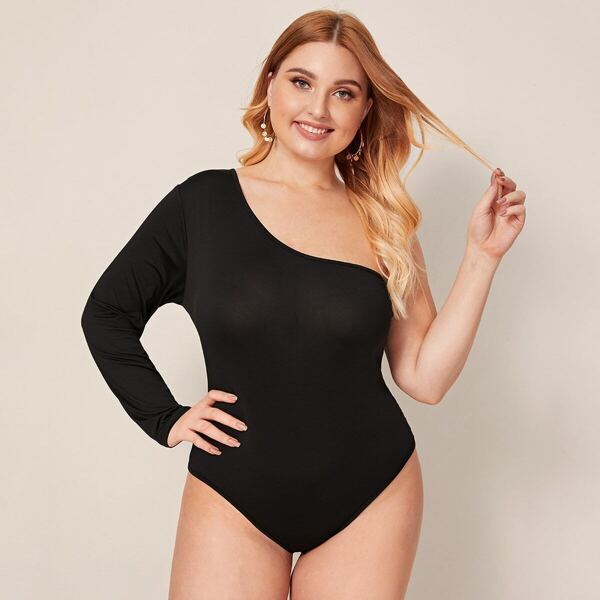 

Plus One Shoulder Form Fitted Bodysuit, Black
