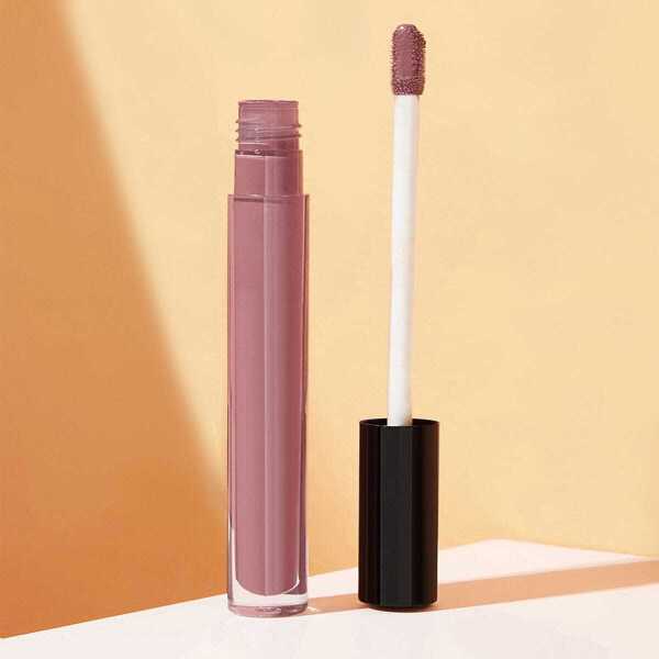 

Smudge Proof Matte Lip Gloss 02 Pale Chestnut