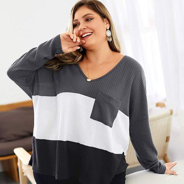 

Plus Color Block V-neck Tee, Multicolor