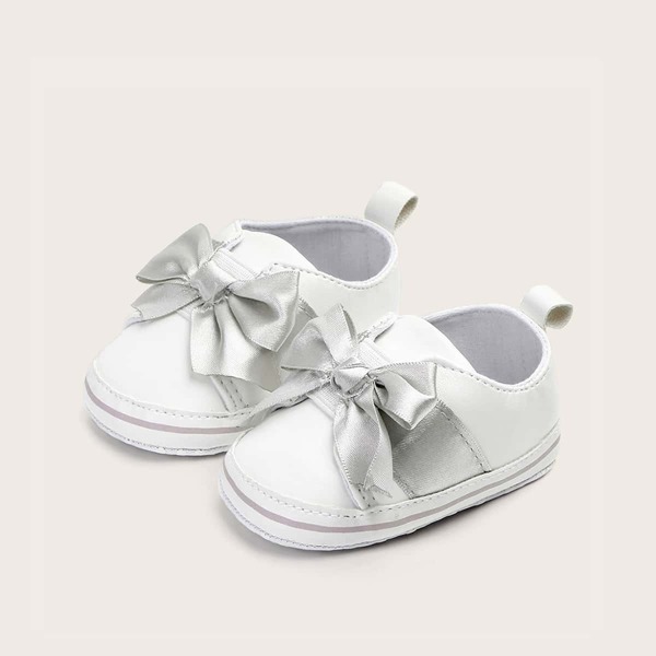 

Baby Bow Decor Slip On Sneakers