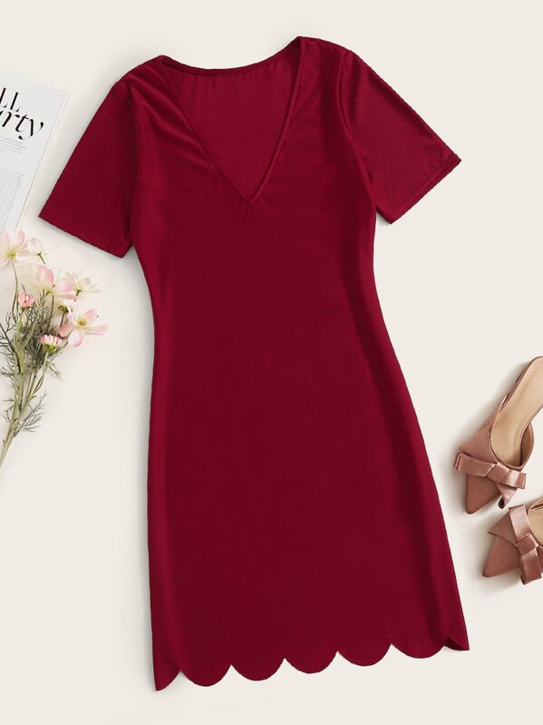 

Solid Scallop Trim V Neck Dress, Burgundy