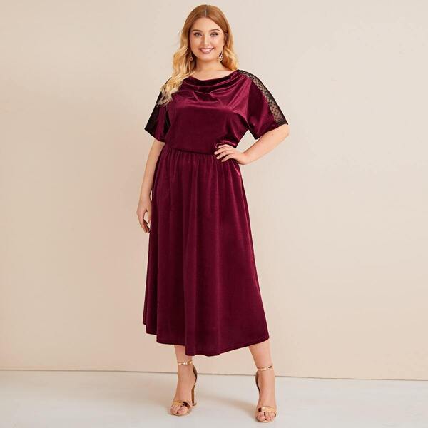 

Plus Lace Insert Velvet Dress
