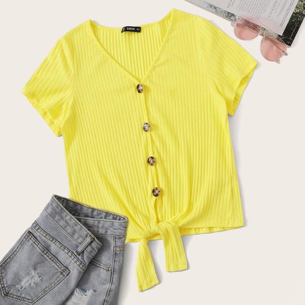 

Buttoned Front Knot Hem Rib-knit Top