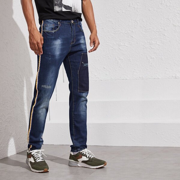 

Men Pocket Contrast Panel Ripped Striped Jeans