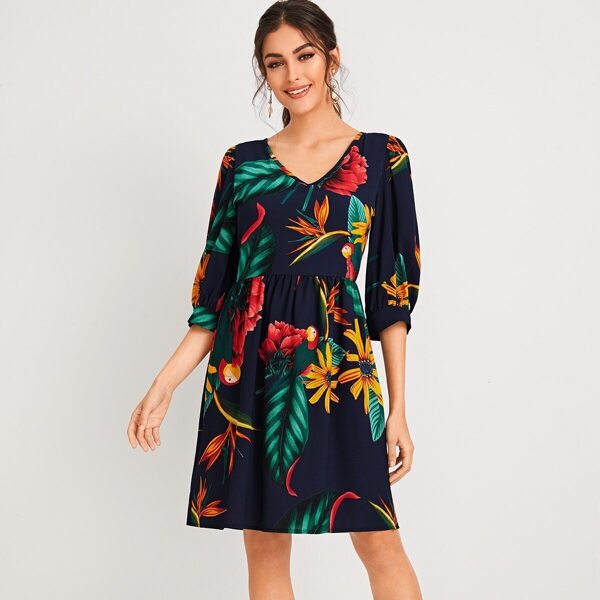 

Tropical Print V-neck Knot Back Dress