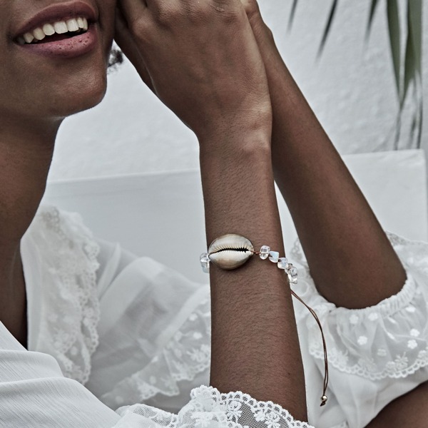 

Shell Charm Adjustable Bracelet 1pc