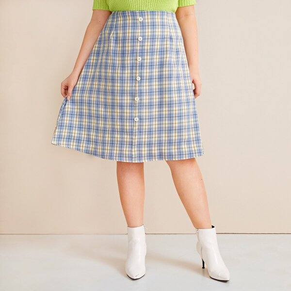 

Plus Button Front Zip Back Plaid Skirt