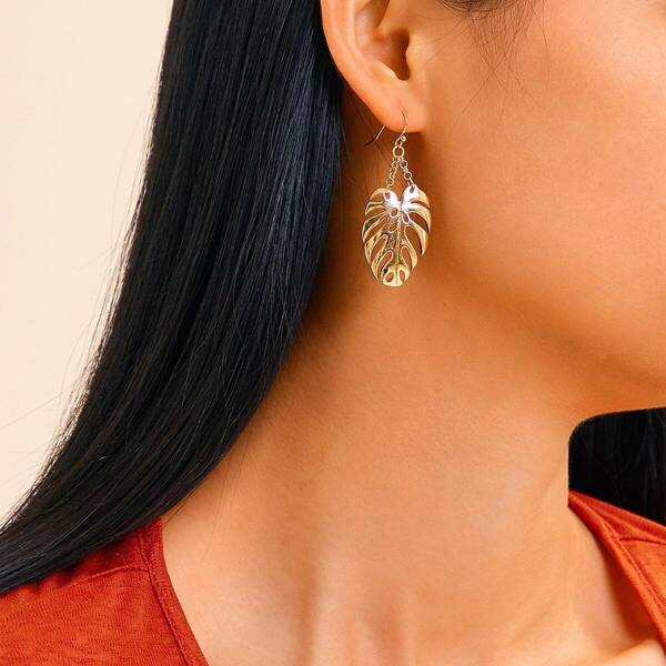 

Palm Shaped Drop Earrings 1pair