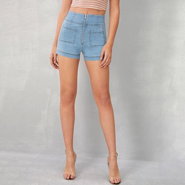 

Zip Front Pocket Patch Skinny Denim Shorts