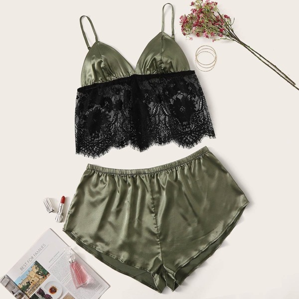 

Plus Contrast Lace Satin Lingerie Set