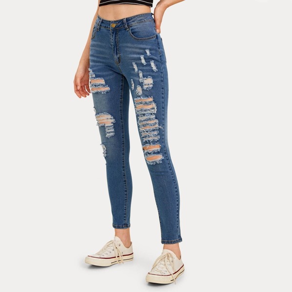 

Ripped Pocket Side Button Fly Skinny Jeans