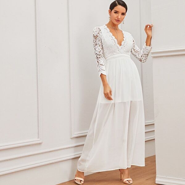 

Scallop Trim Backless Guipure Lace Dress
