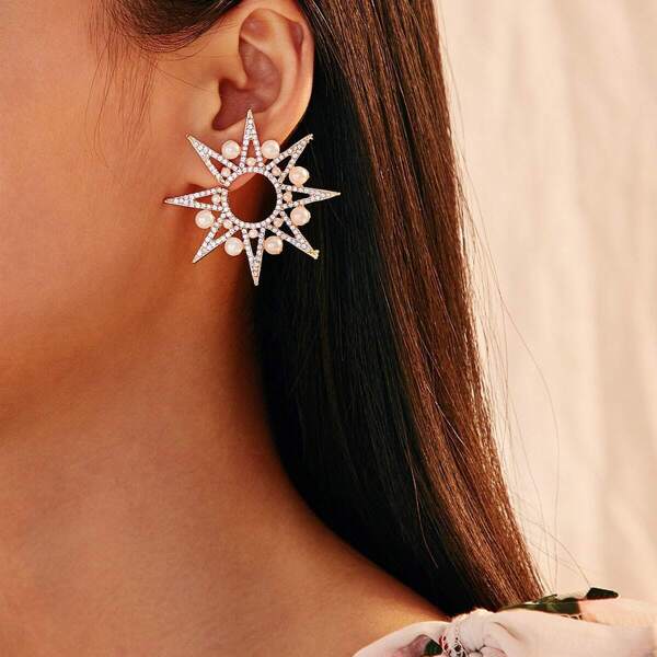 

Faux Pearl Decor Rhinestone Engraved Star Earrings 1pair