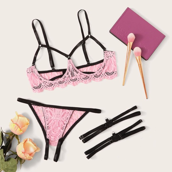 

Floral Lace Underwire Cut-out Lingerie Set, Pink