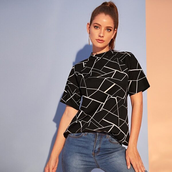 

Mock-Neck Raglan Sleeve Geo Print Top, Black