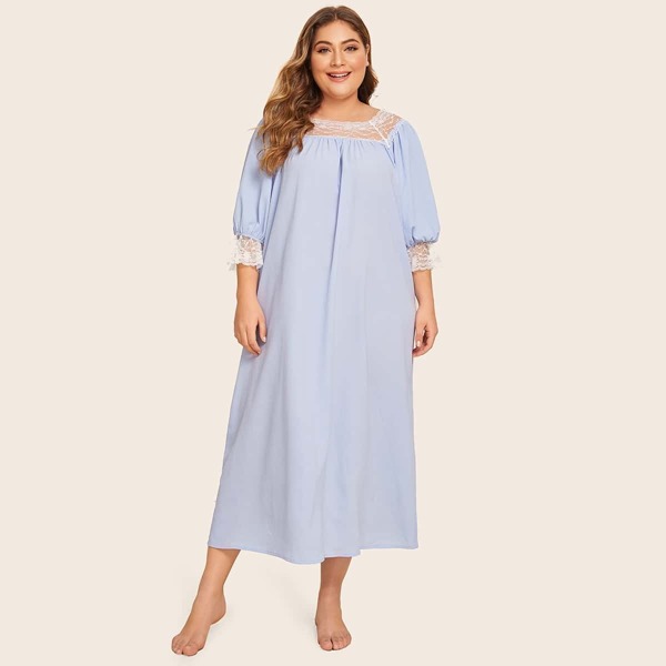 

Plus Scallop Trim Lace Insert Night Dress