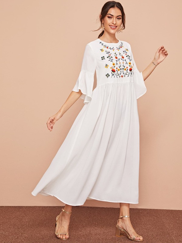 

Embroidered Botanical Bell Sleeve Dress, White, Carol A