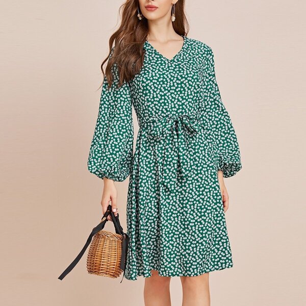 

Ditsy Floral Print Bishop Sleeve Belted Dress