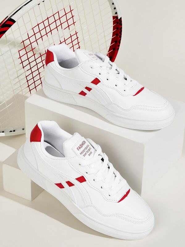 

Men Lace-up Front Low Top Sneakers, White