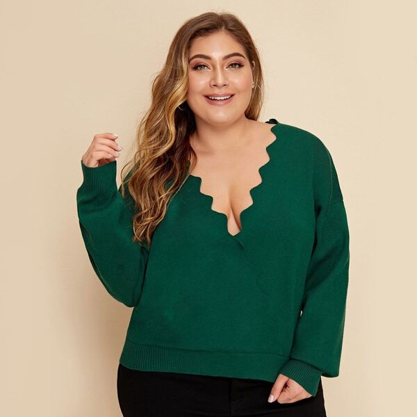 

Plus Drop Shoulder Scallop Trim Sweater, Green