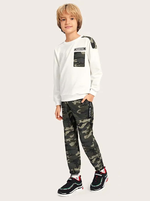 

Boys Camo Panel Letter Patched Sweatshirt With Pants, Multicolor, Tim