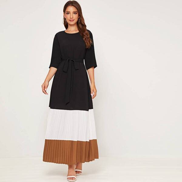 

Color-block Pleated Hem Belted Dress, Black