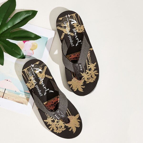 

Men Letter Print Detail Flip Flops