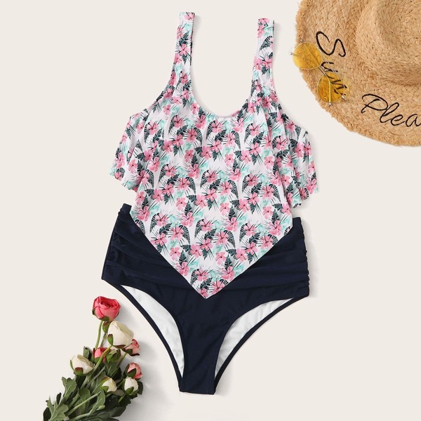 Plus Random Floral Hanky Hem Bikini Set