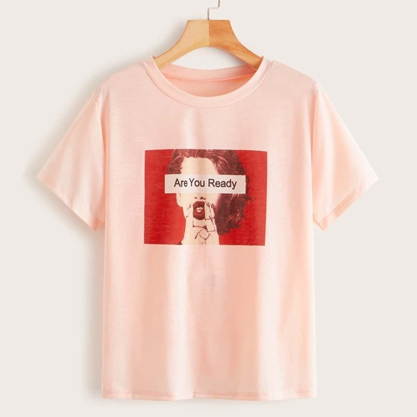 

Slogan & Figure Print Tee