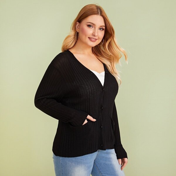 

Plus Dual Pocket Front Single Breasted Cardigan
