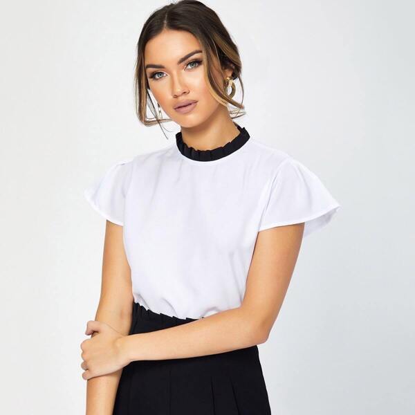 

Ruffle Neck Short Sleeve Blouse