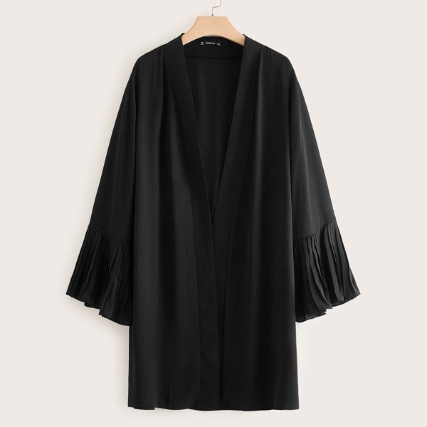 

Plus Bell Pleated Sleeve Coat, Black