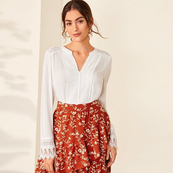 

Guipure Lace Insert Scallop Trim Top