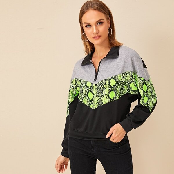 

Half Placket Contrast Snakeskin Print Sweatshirt
