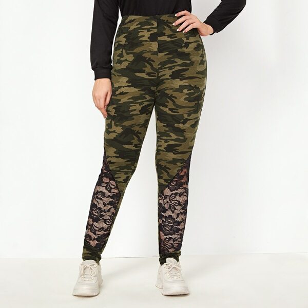 

Plus Lace Insert Camo Print Leggings