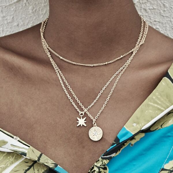 

Star Coin Charm Layered Chain Necklace 1pc, Gold