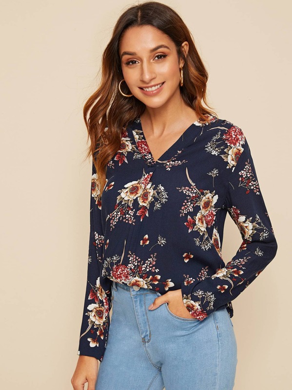 

V-cut Neck Botanical Print Top, Navy, Gabi B