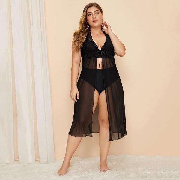 

Plus Contrast Lace Sheer Mesh Robe With Panty