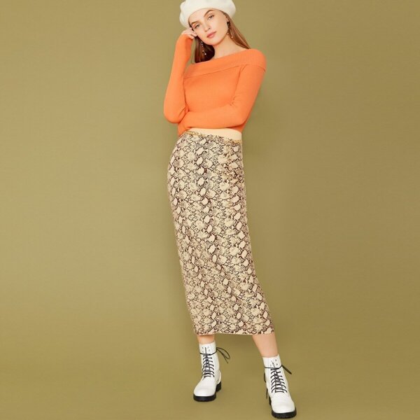 

Snakeskin Pencil Sweater Skirt, Multicolor