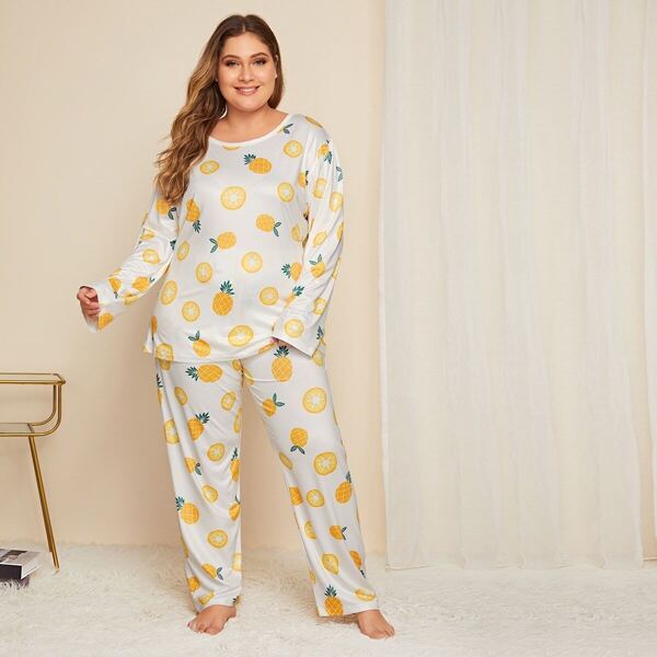 

Plus Pineapple & Orange Print Pajama Set